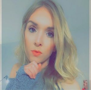 Meet your Posher, Teagan